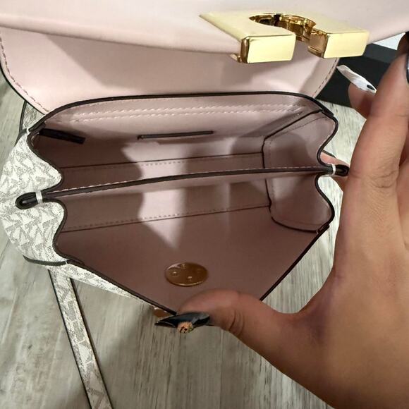 Michael kors pink evening crossbody Bag - Picture 4 of 4